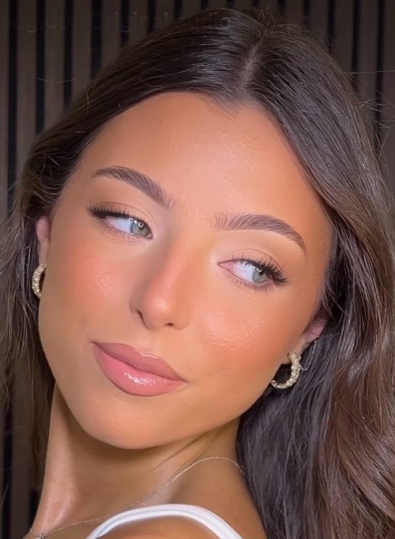 Facetune 22 10 2026 16 52 45